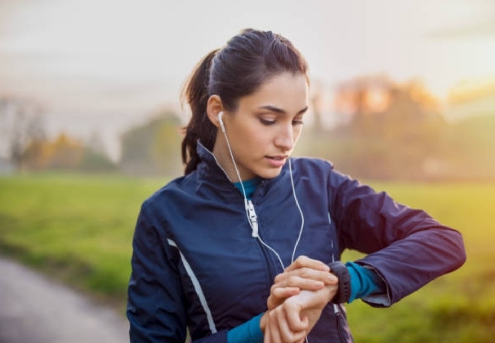 Smartwatch for Fitness vs Productivity