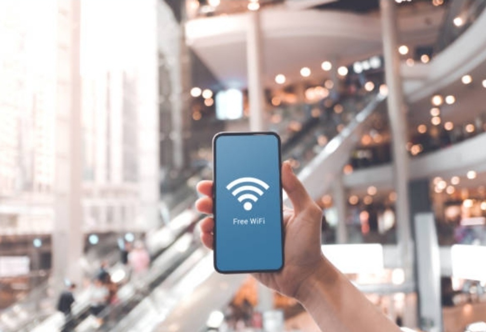 how to stay secure on public Wi-Fi