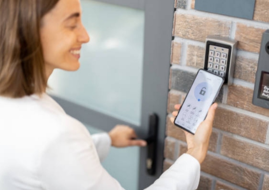 Smart Locks Pros and Cons