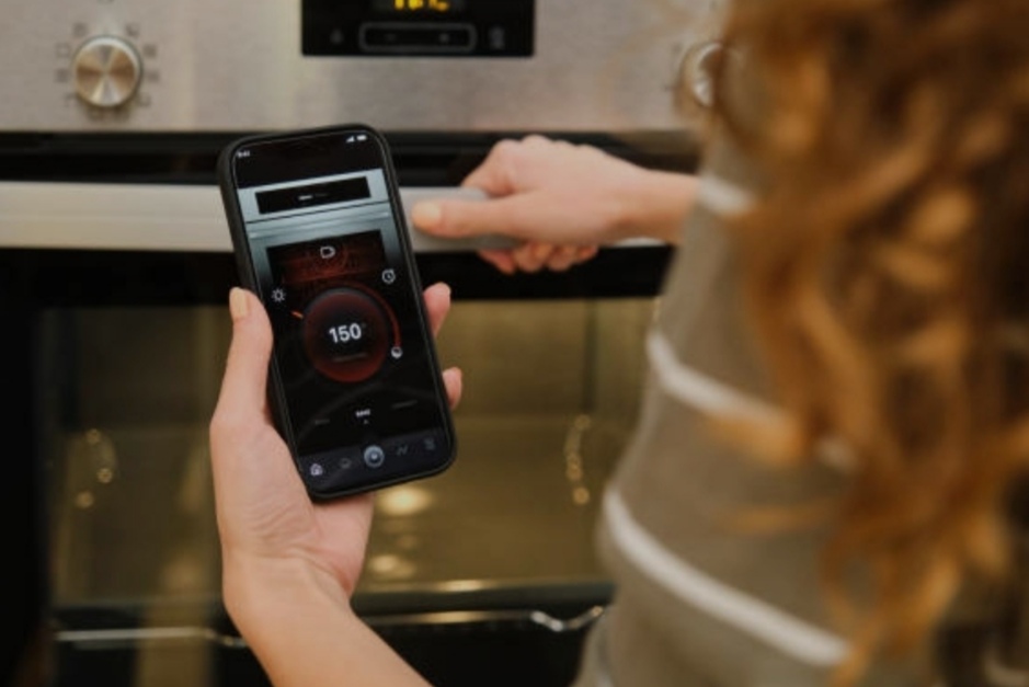 best smart kitchen gadgets 2025