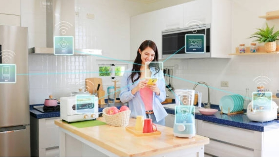 best smart kitchen gadgets 2025