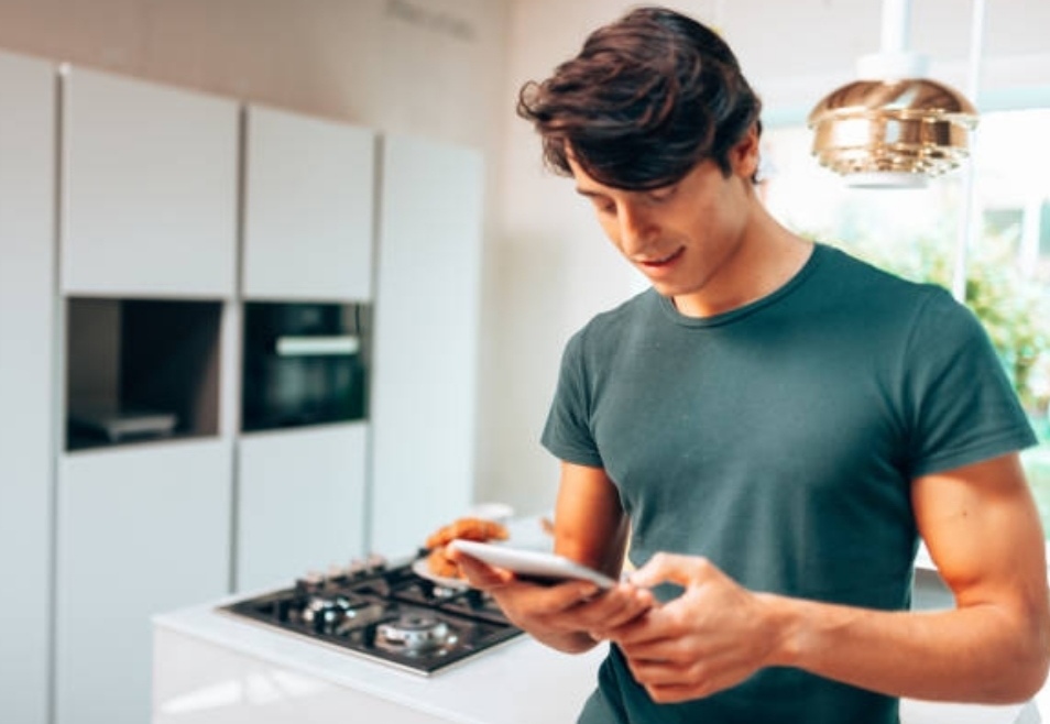 best smart kitchen gadgets 2025