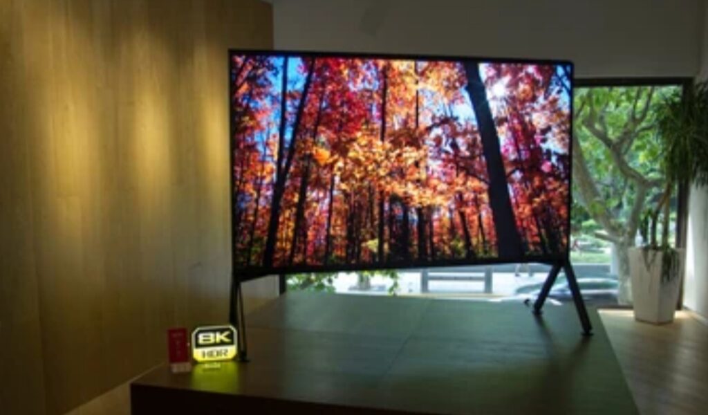 8K TV Pros and Cons