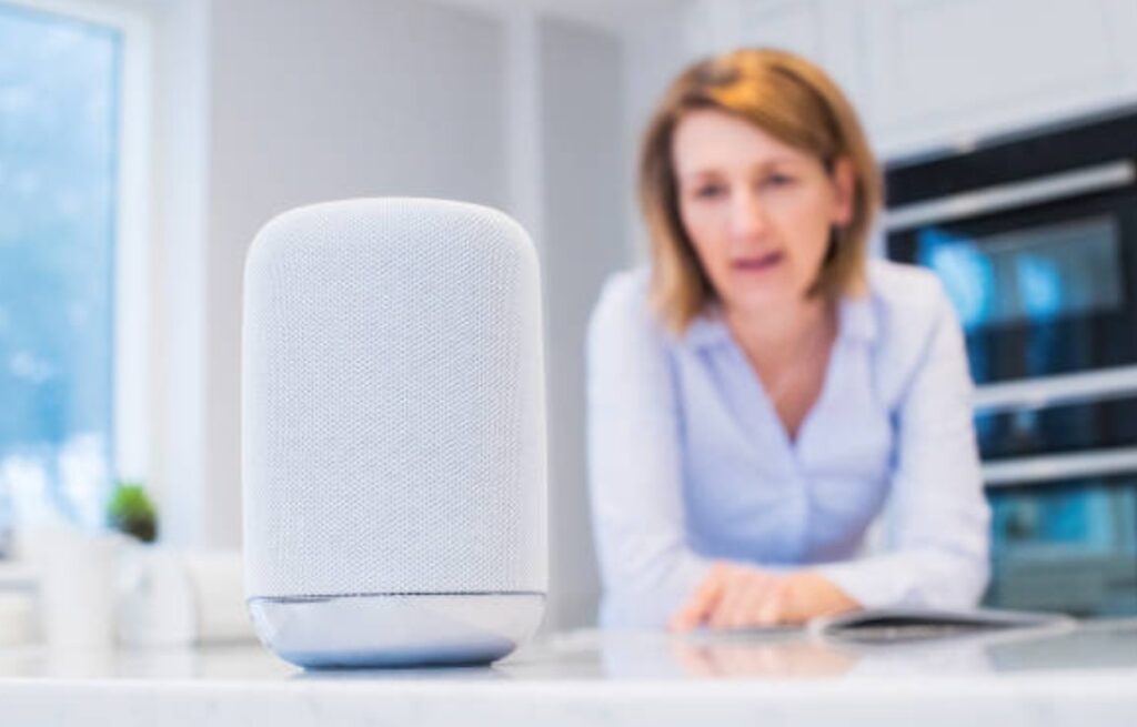 How to Set Up Smart Home Lighting with Voice Control