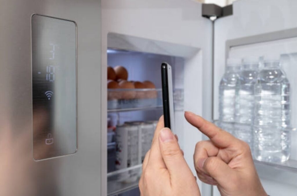 How to Set Up a Smart Fridge