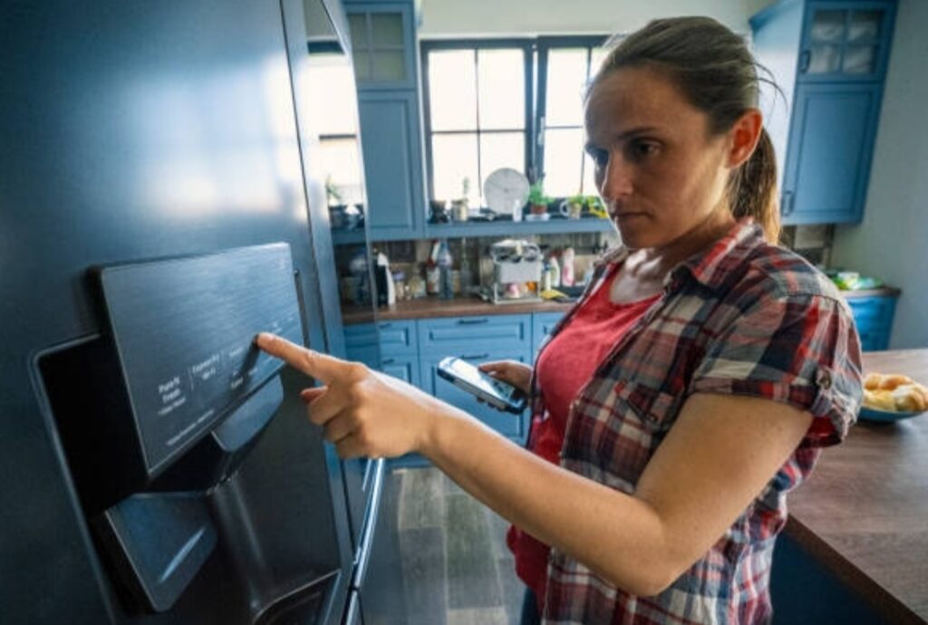 How to Set Up a Smart Fridge