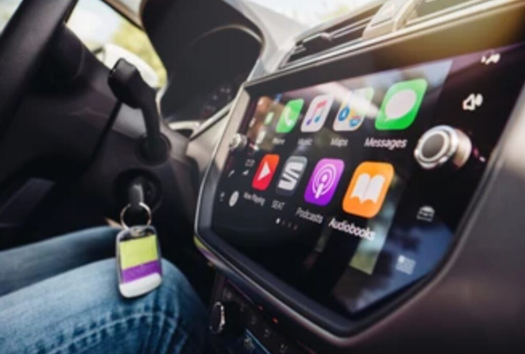 How to Use Apple CarPlay and Android Auto