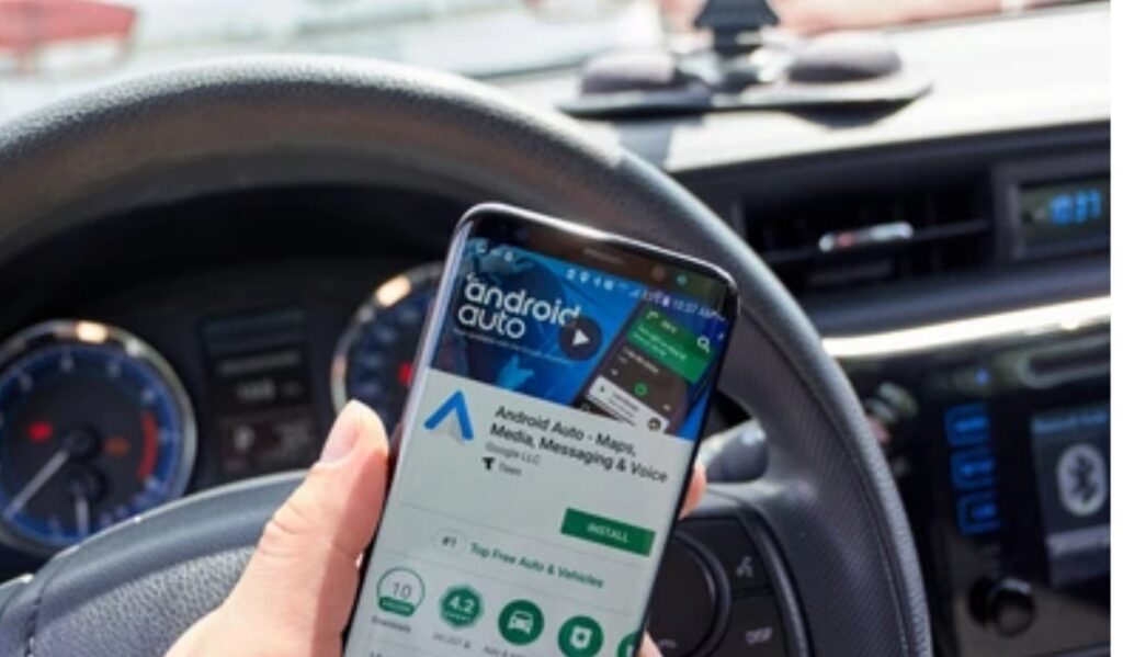 How to Use Apple CarPlay and Android Auto