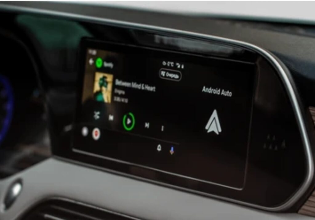 How to Use Apple CarPlay and Android Auto