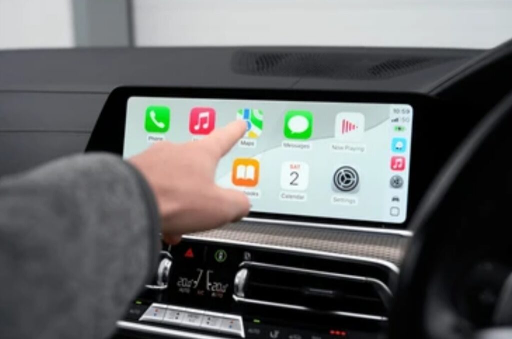 How to Use Apple CarPlay and Android Auto