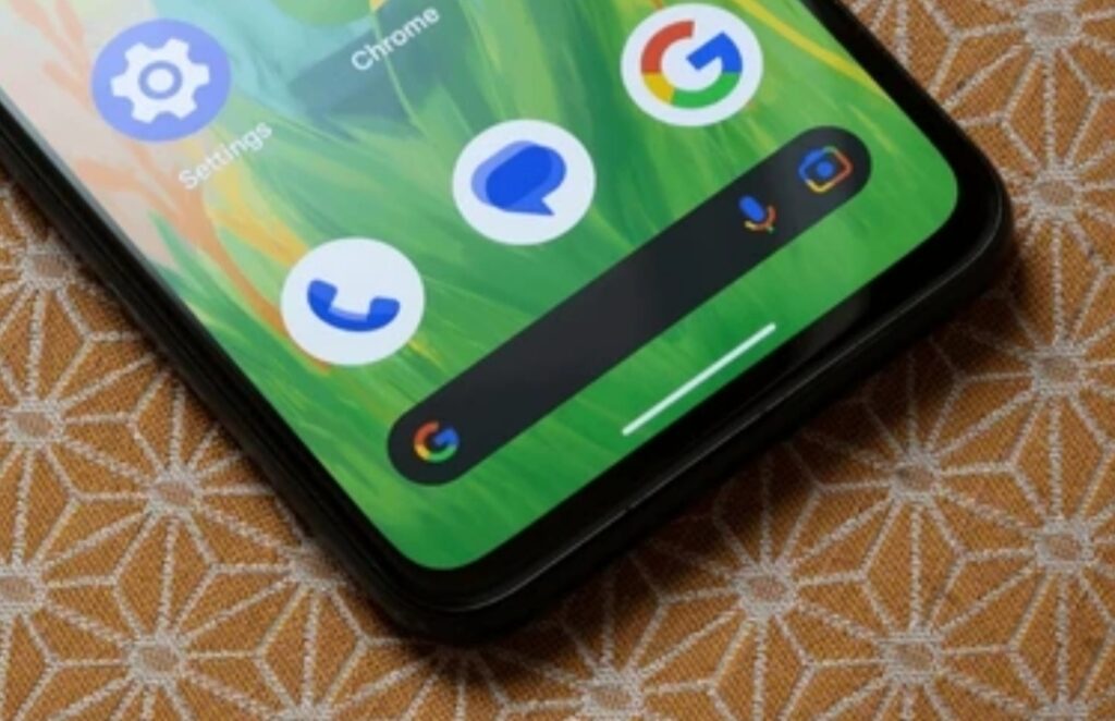 how to customize Android home screen