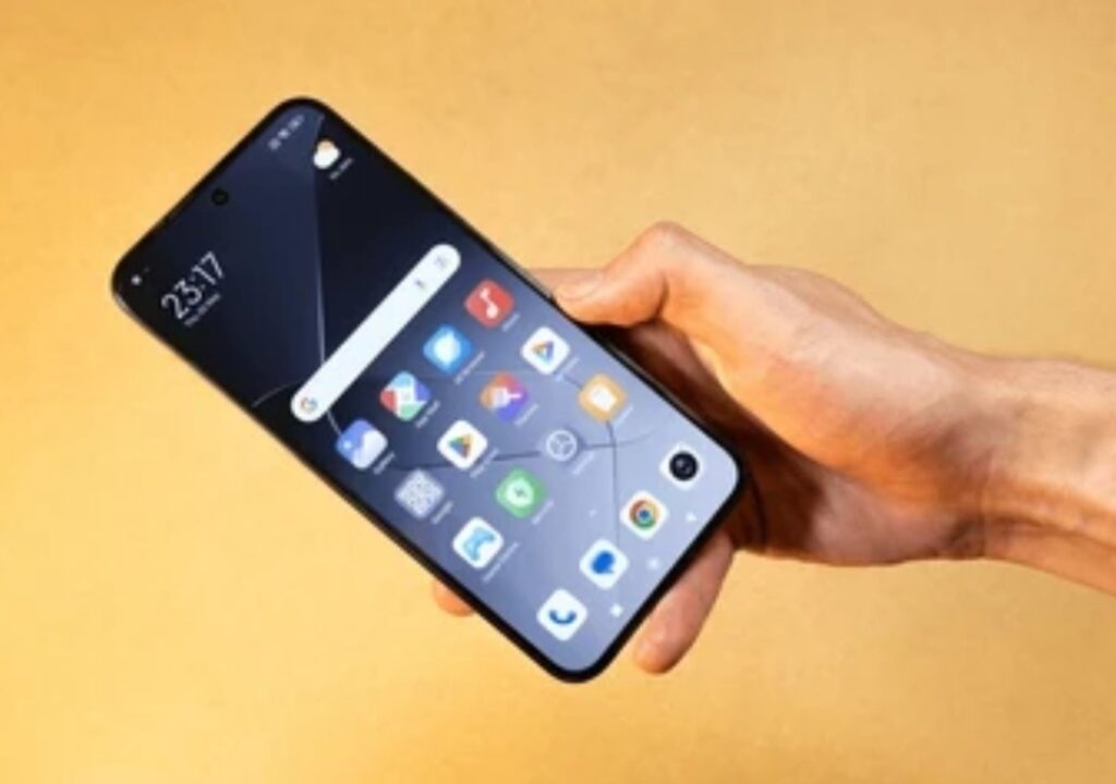 how to customize Android home screen