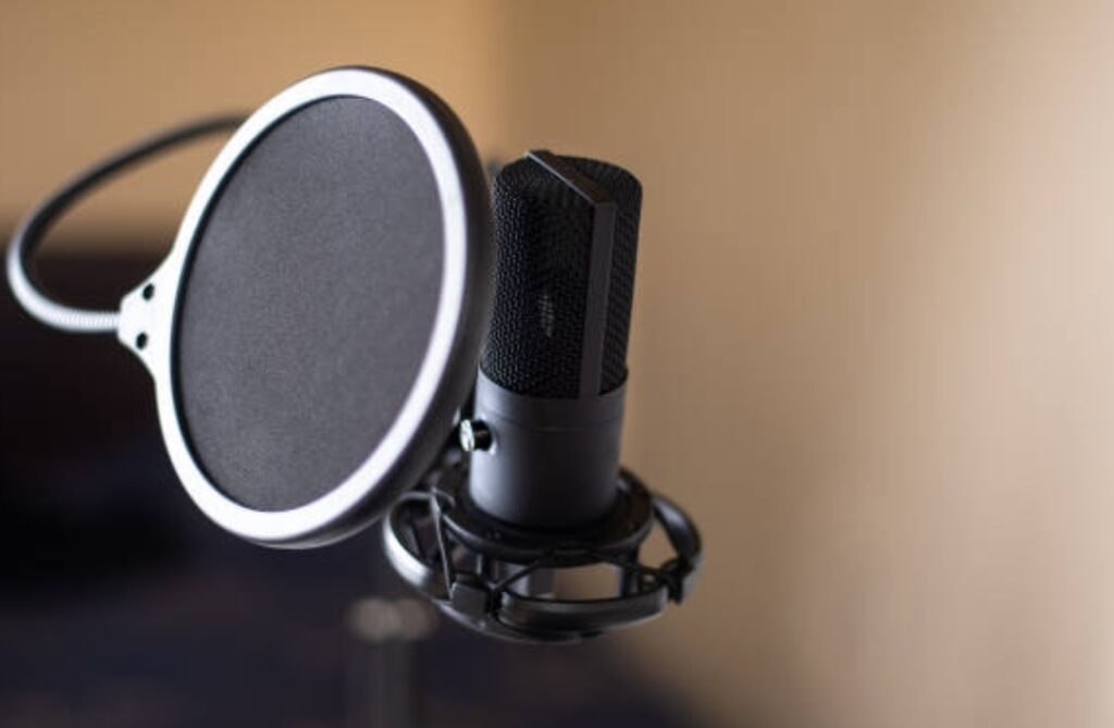 How to Choose a Streaming Microphone, Choose streaming microphone