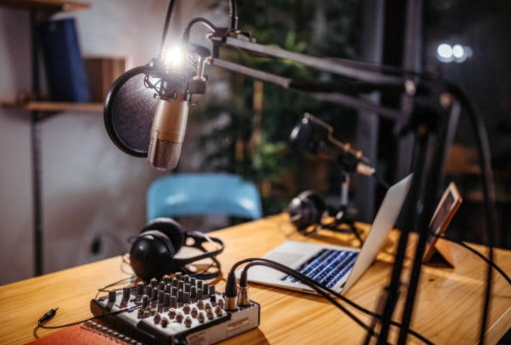 How to Choose a Streaming Microphone, Choose streaming microphone