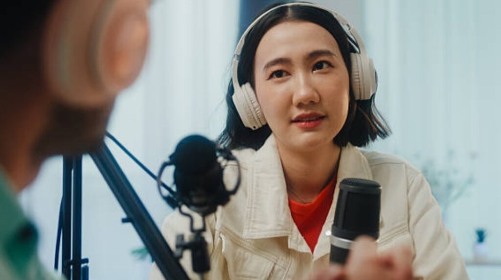 How to Choose a Streaming Microphone, Choose streaming microphone