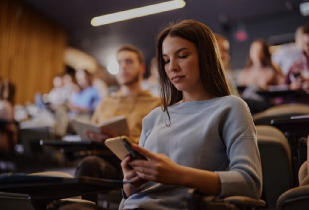 How to Keep Your Data Safe on Public Wi-Fi Networks, Stay safe on public Wi-Fi