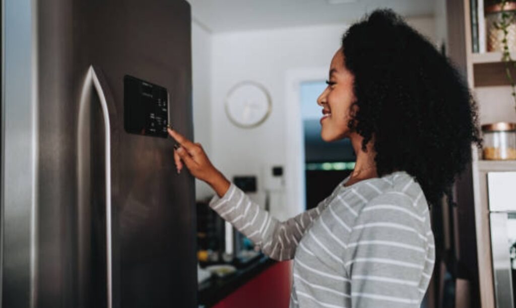 How to Set Up a Smart Fridge