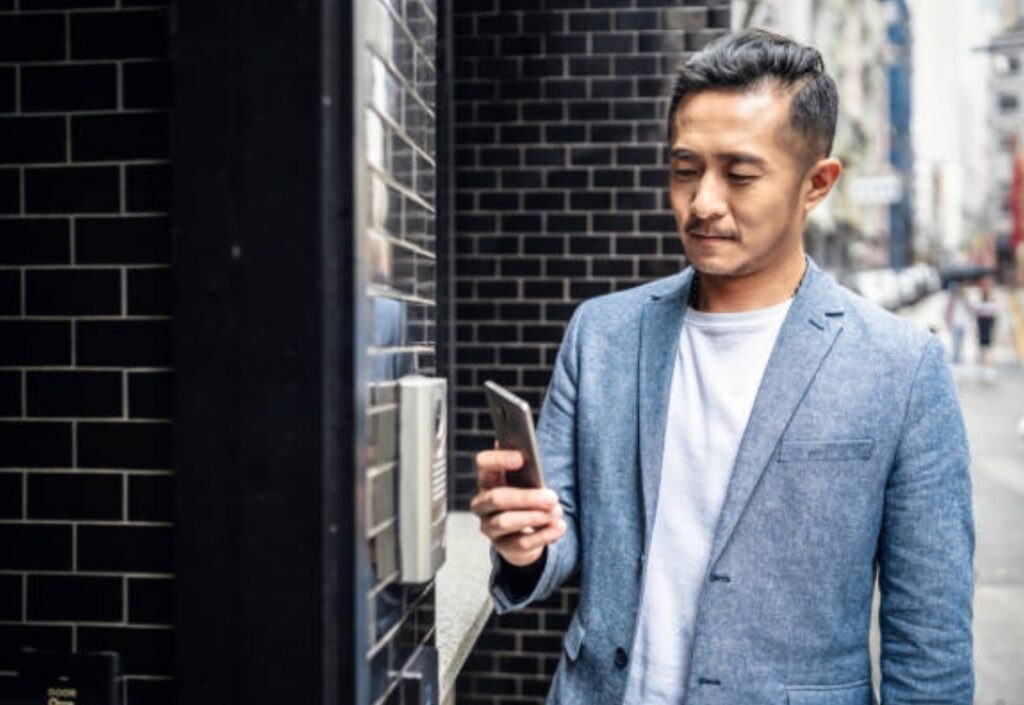 How to Set Up a Smart Lock for Your Airbnb