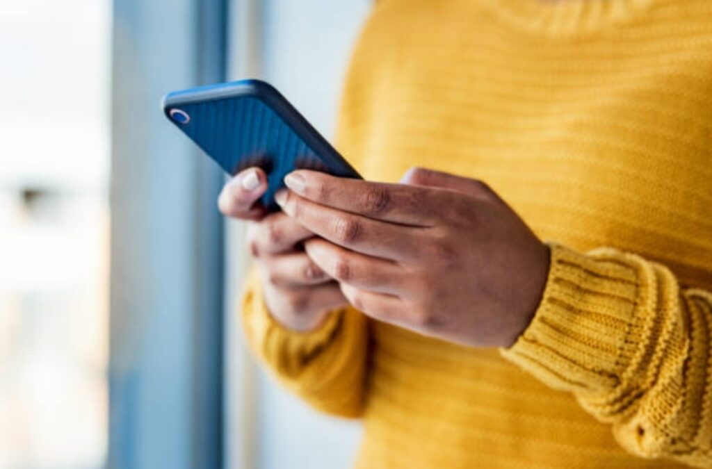 How to Use Smartphone as Wi-Fi Hotspot