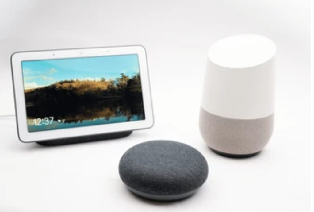 How to Use a Smart Home Hub