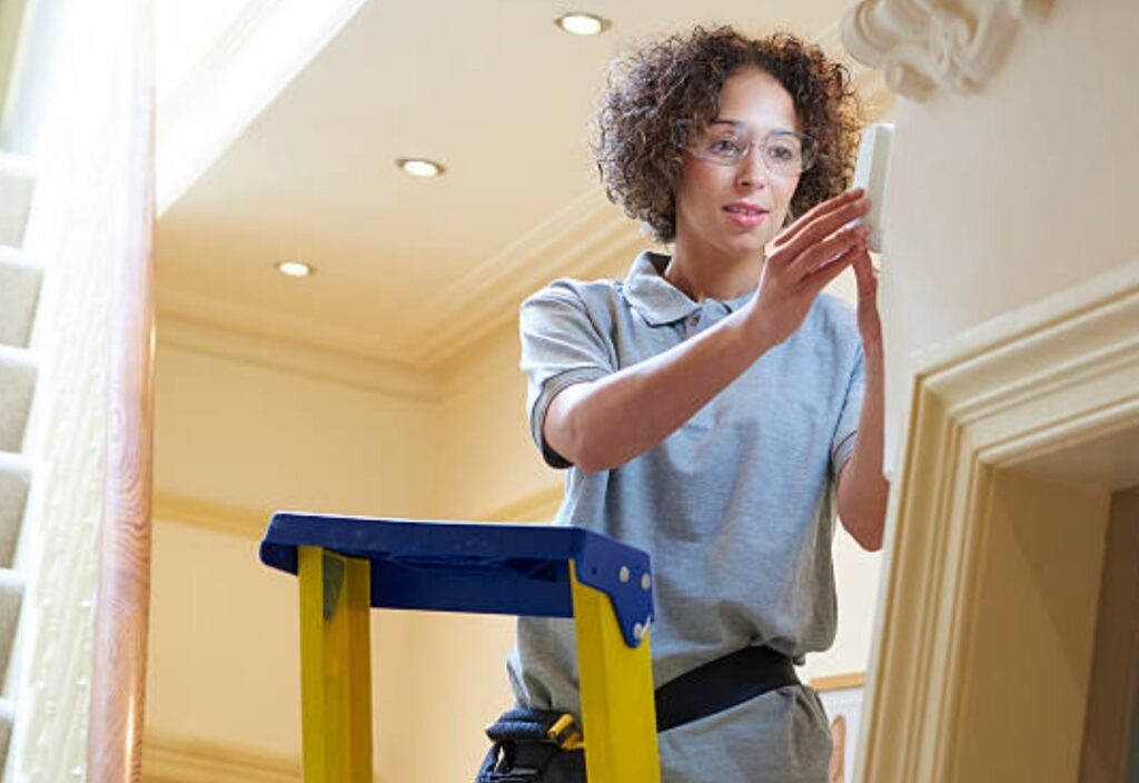 Pros and Cons of DIY Home Security Systems