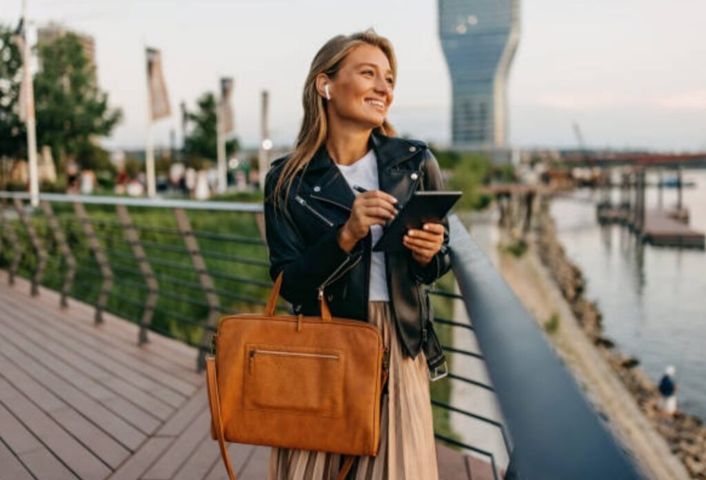 how to choose the right laptop bag, choosing the right laptop bag