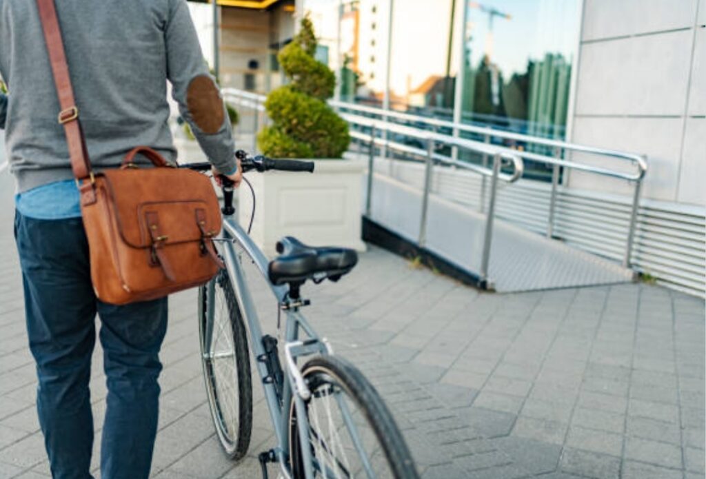 how to choose the right laptop bag, choosing the right laptop bag