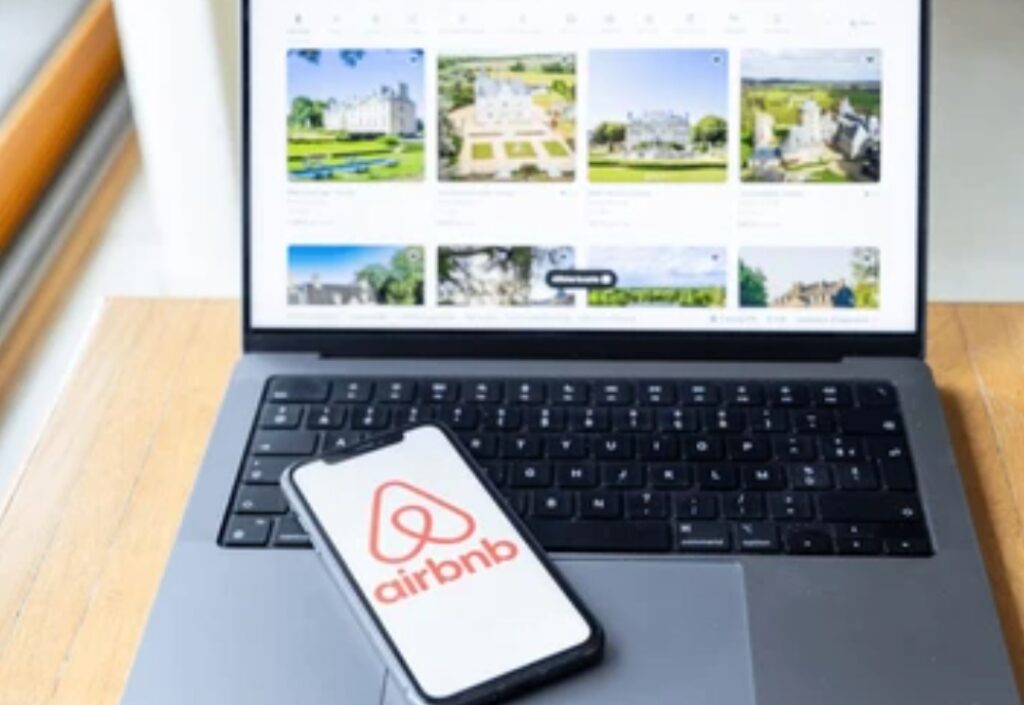 how to set up a digital guestbook for Airbnb, digital guestbook setup for Airbnb