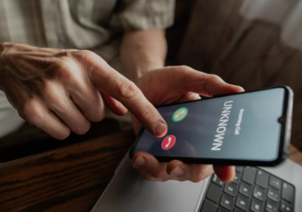 how to block spam calls on Android, how to block spam calls on iphone, stop spam calls, robocall blocker, phone call security,  (16)