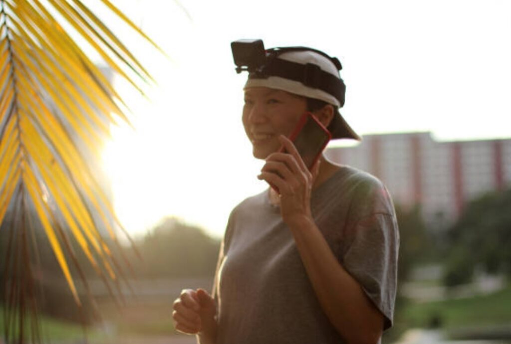 how to record high quality audio on smartphone, record audio phone, mobile podcast setup, audio recording tips (1)