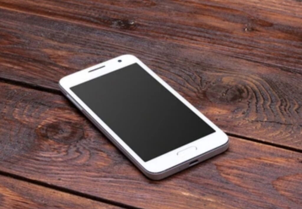 use old phone as security cam, phone camera hacks