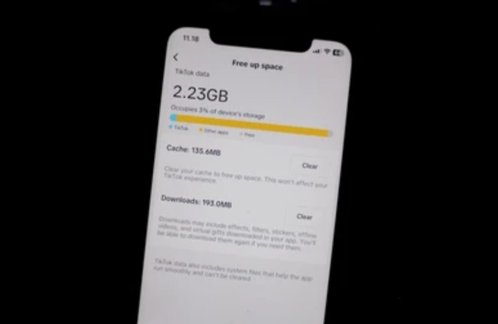 difference between clear cache and clear data, android clear cache meaning, phone performance,  (5)