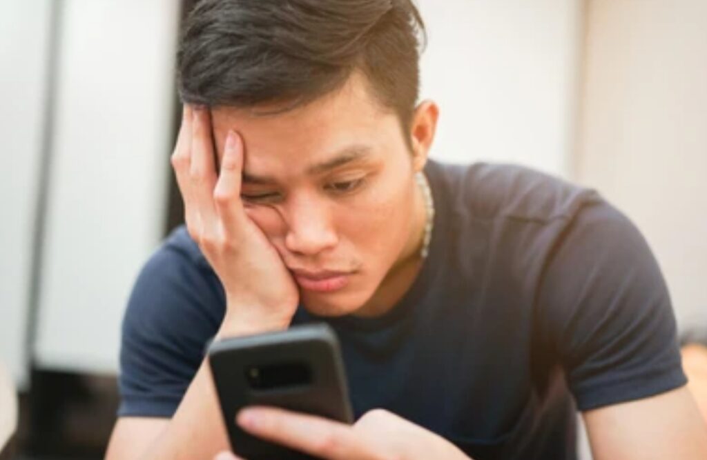 how to check if your phone is slowing down, phone lag fix, android performance tips (1)