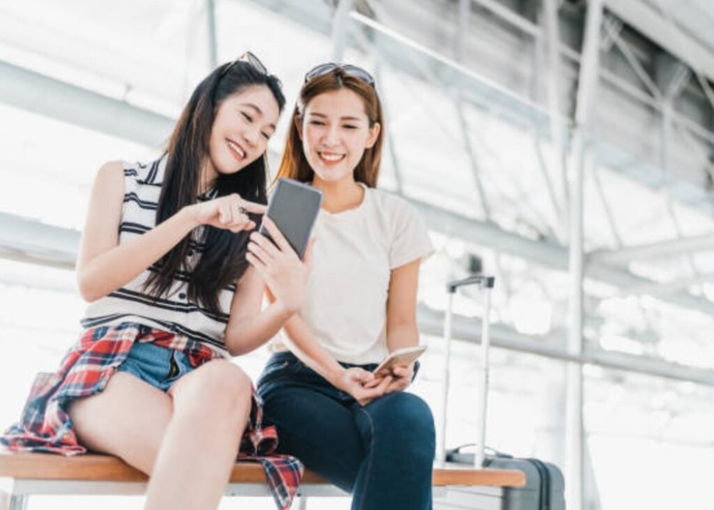 how to hide photos and videos on smartphone, hide photos on Android, hide photos on iPhone, private album (4)