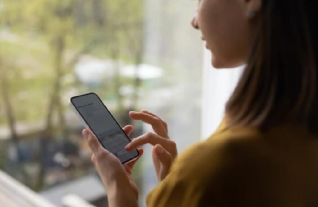 how to schedule text messages on your phone, send later SMS, scheduled messages