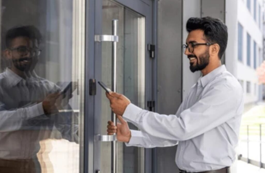 how to use NFC on your phone, Android NFC tricks, tap to share