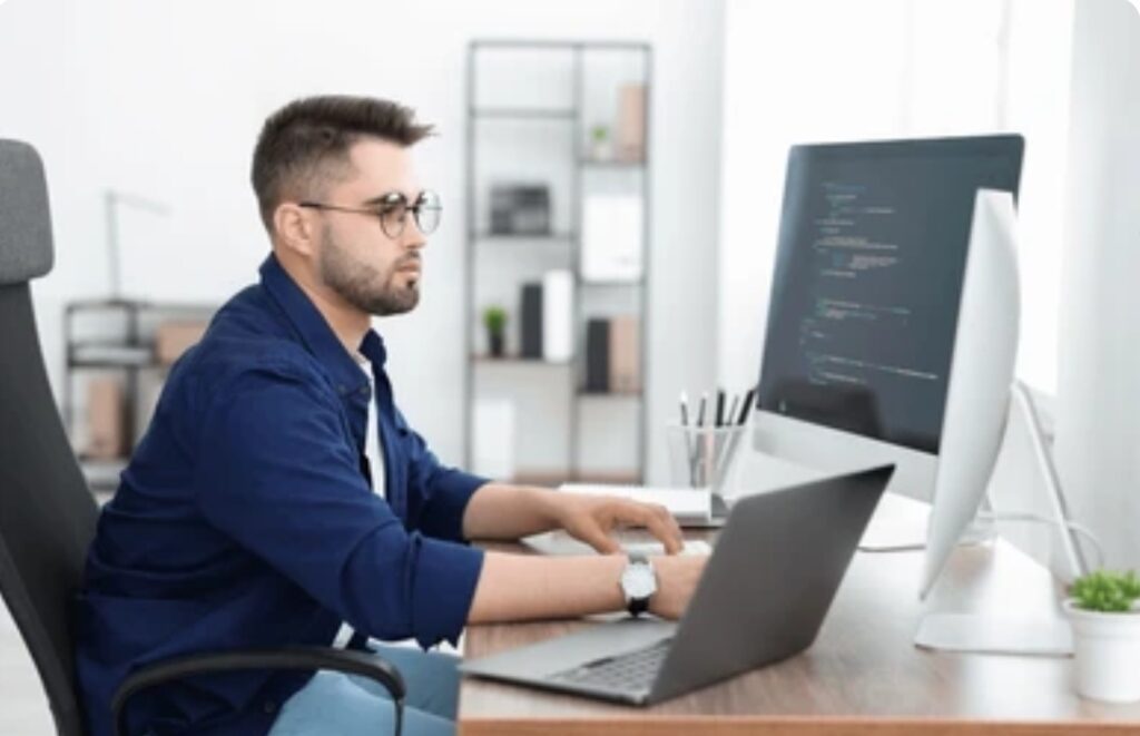 How to connect multiple monitors to laptop, dual monitor setup, multiple displays Windows/Mac