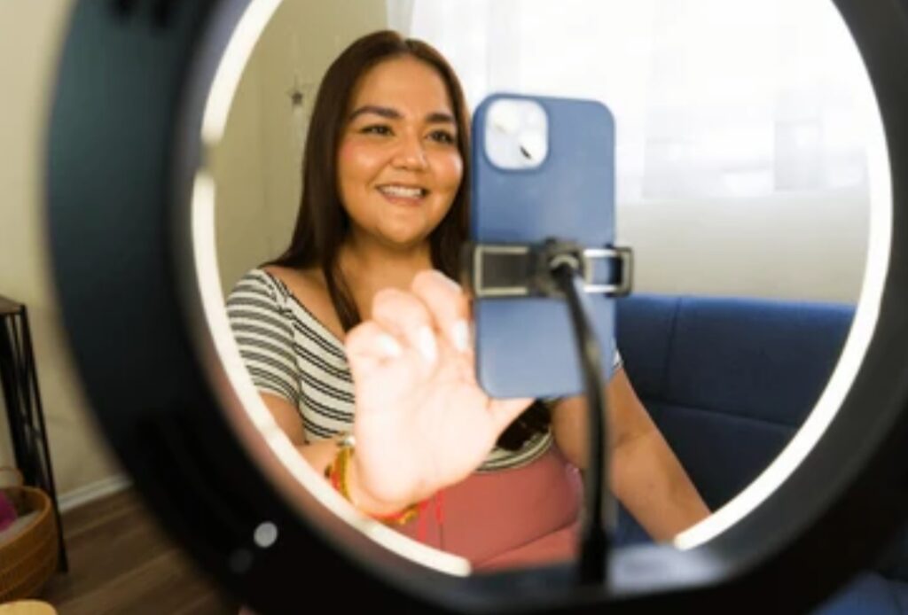 best free Canva alternatives, free canva alternatives, online graphic editor, 