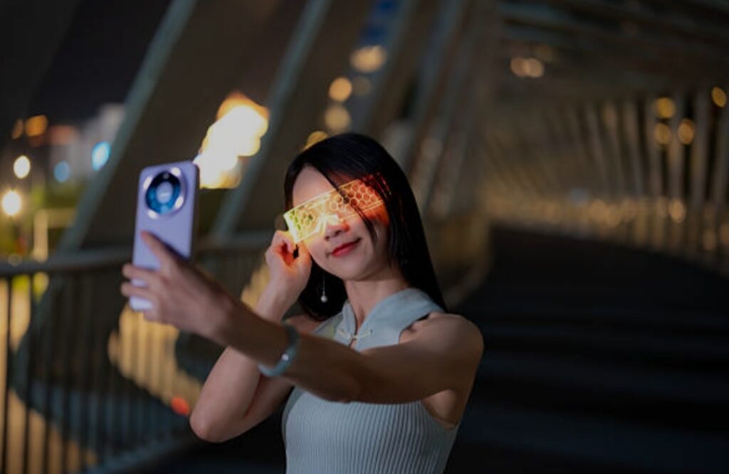 smart glasses vs smartphone, future smart glasses, best smart glasses 2025,