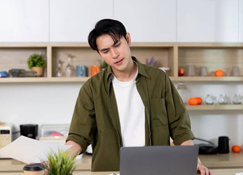 tech myths 2025, common gadget myths, smartphone myths debunked   (12)