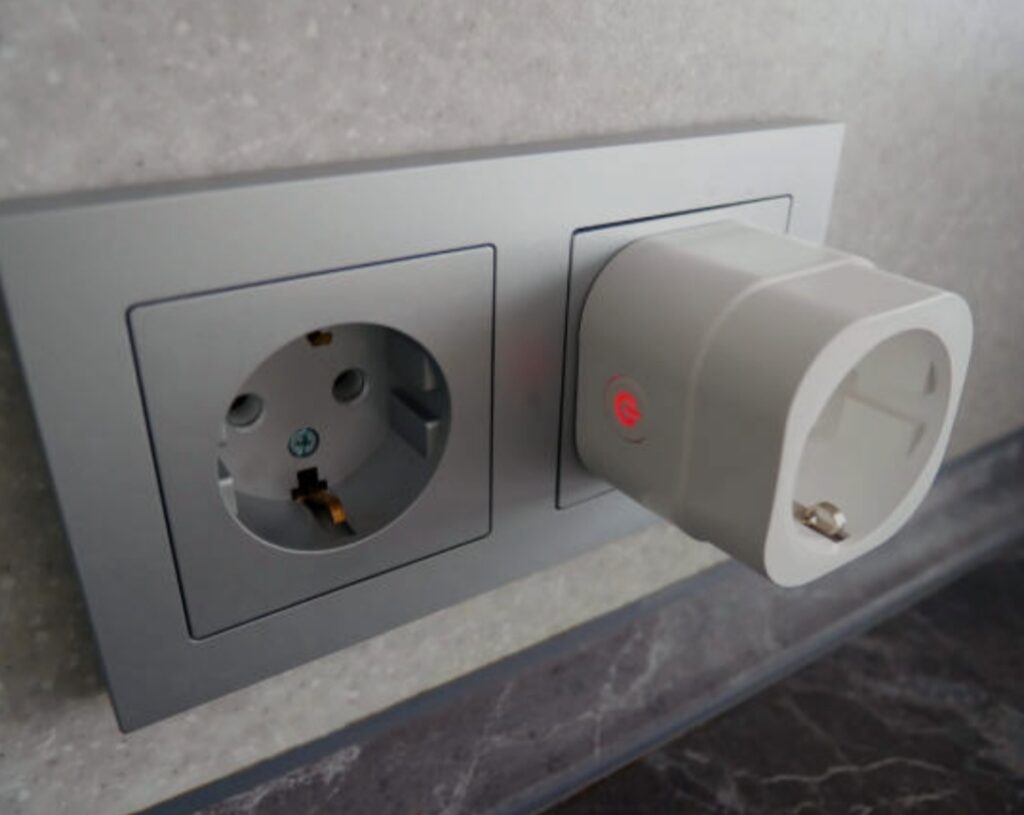 best smart plugs 2025, smart plug setup, automate home devices,