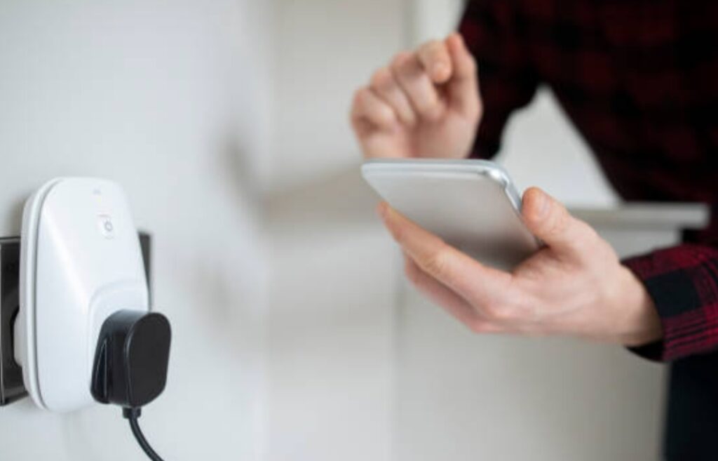 best smart plugs 2025, smart plug setup, automate home devices,