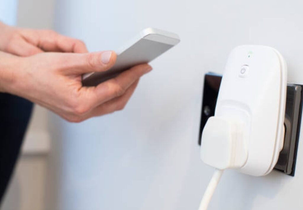 best smart plugs 2025, smart plug setup, automate home devices,