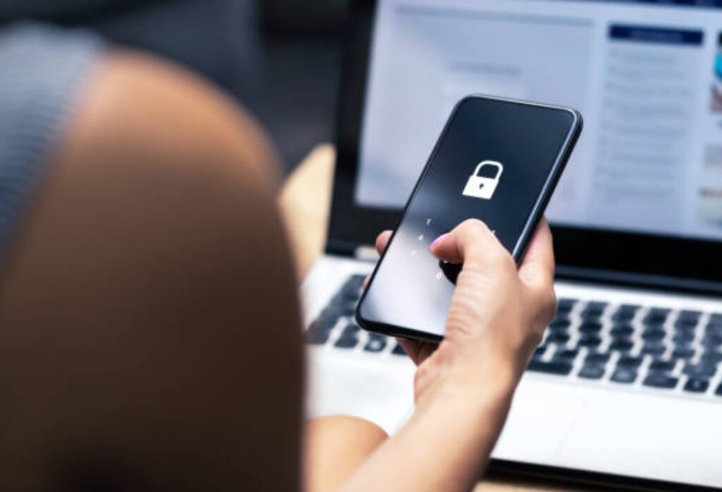 online tracking detection, check if hacked, privacy protection tips