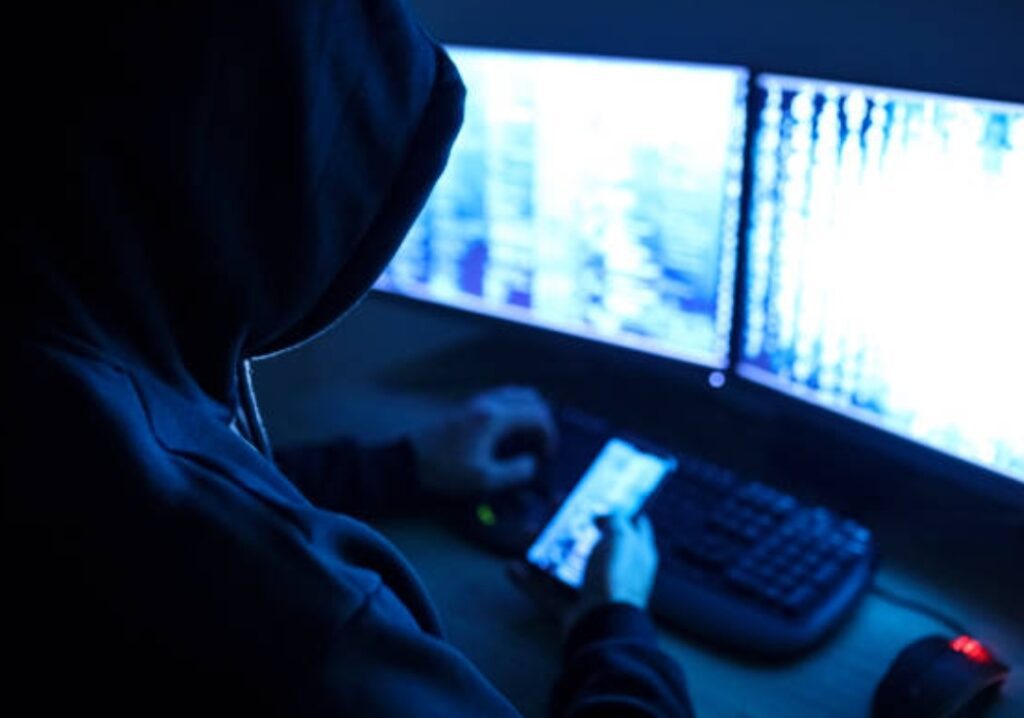 phone hacked symptoms, remove malware, phone security tips,